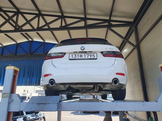 BMW 3-Series 2023 — inspection photo 2