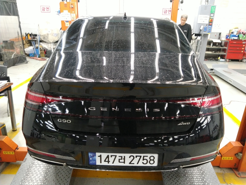 Genesis G90 2022 — inspection photo 2
