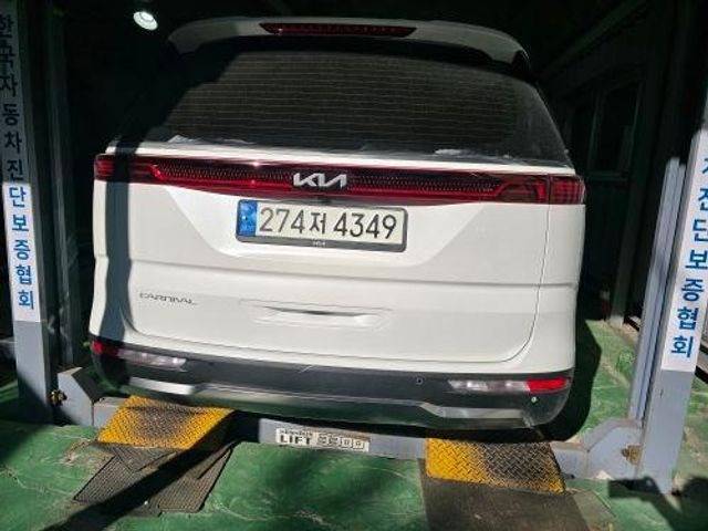 Kia Canival 2023 — inspection photo 2