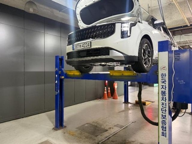 Kia Canival 2026 — inspection photo 1