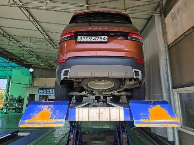 Land Rover Discovery 2019 — inspection photo 2
