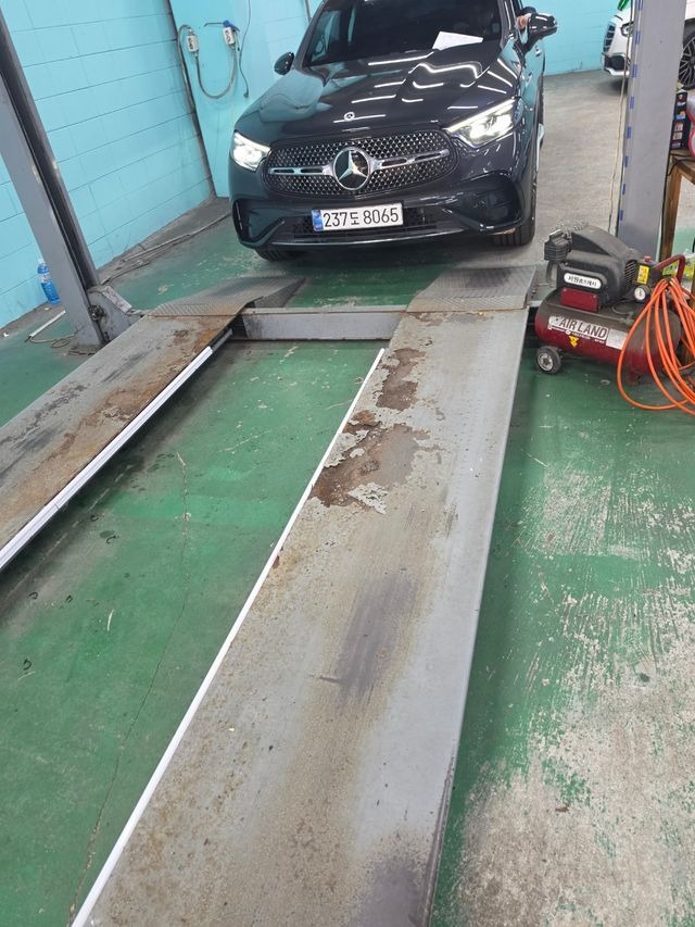Mercedes-Benz GLC-Class 2024 — inspection photo 1