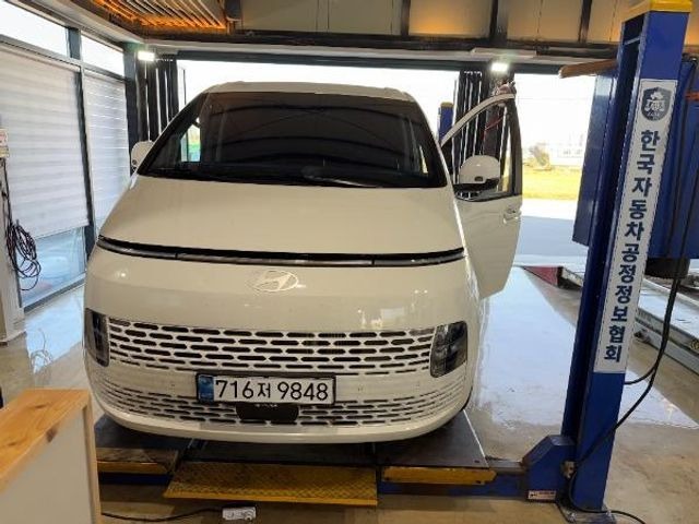 Hyundai Staria 2025 — inspection photo 1