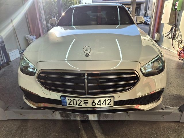 Mercedes-Benz E-Class 2022 — inspection photo 1