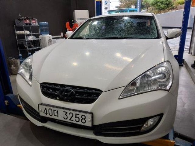 Hyundai Genesis 2011 — inspection photo 1