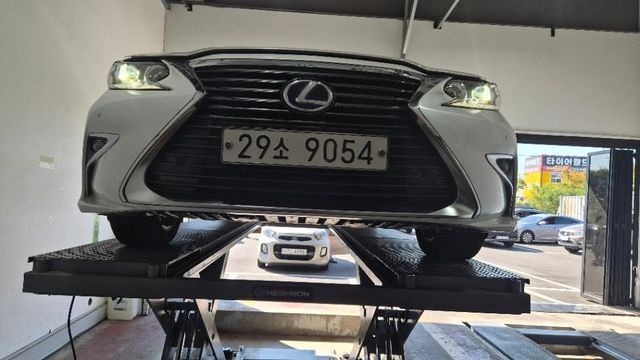 Lexus ES 2017 — inspection photo 1