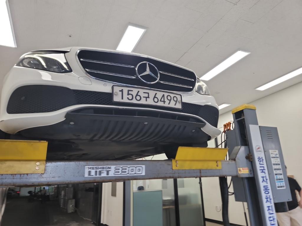 Mercedes-Benz E-Class 2020 — inspection photo 1