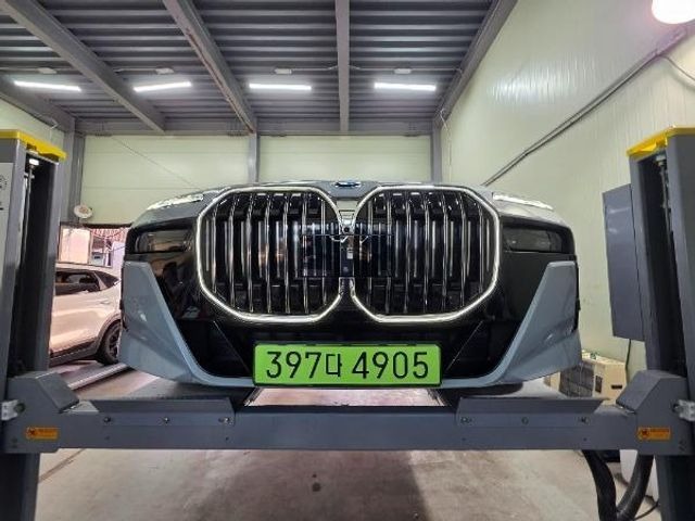 BMW 7-Series 2024 — inspection photo 1