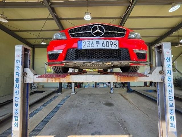 Mercedes-Benz C-Class 2012 — inspection photo 1