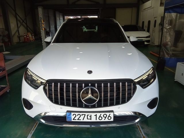 Mercedes-Benz GLC-Class 2024 — inspection photo 1