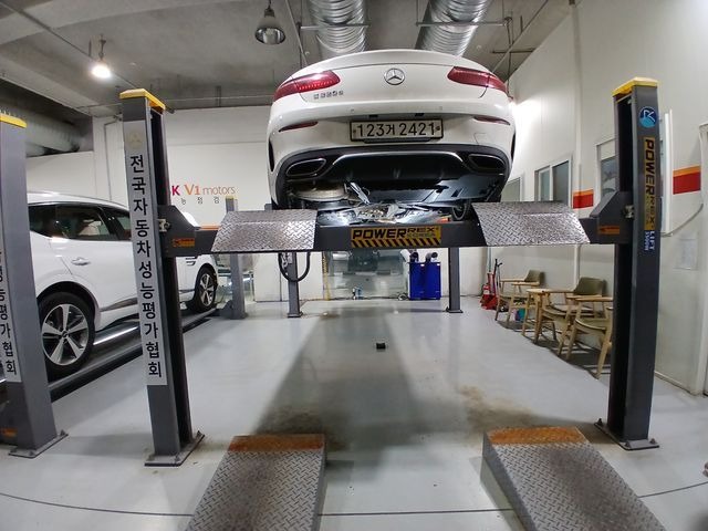 Mercedes-Benz E-Class 2018 — inspection photo 2