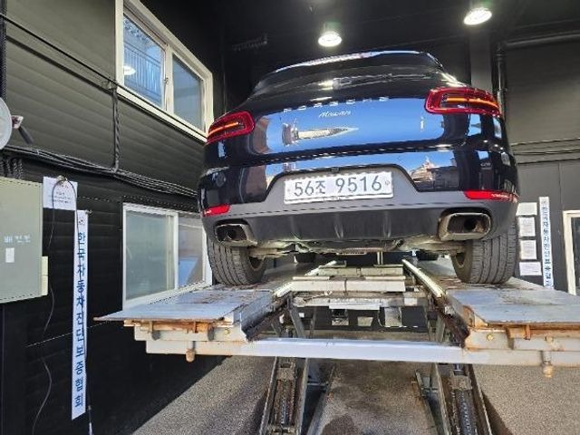 Porsche Macan 2018 — inspection photo 2