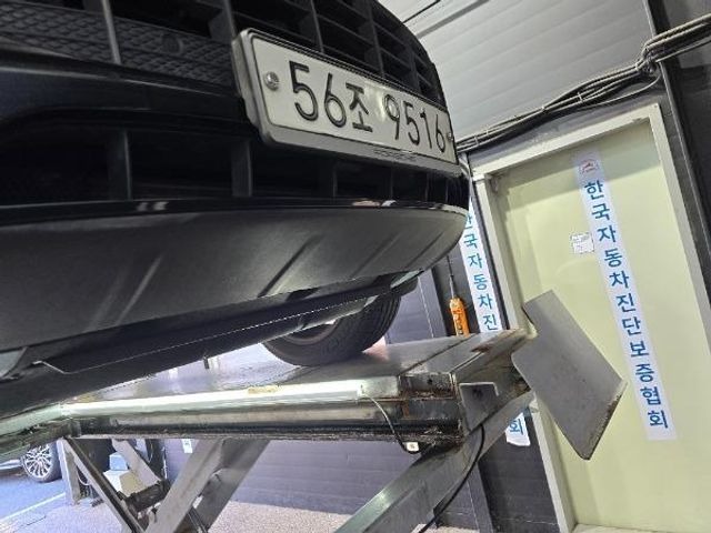 Porsche Macan 2018 — inspection photo 1