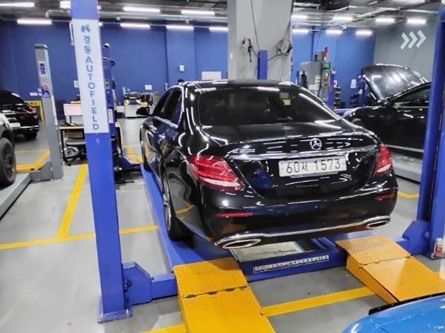 Mercedes-Benz E-Class 2017 — inspection photo 2