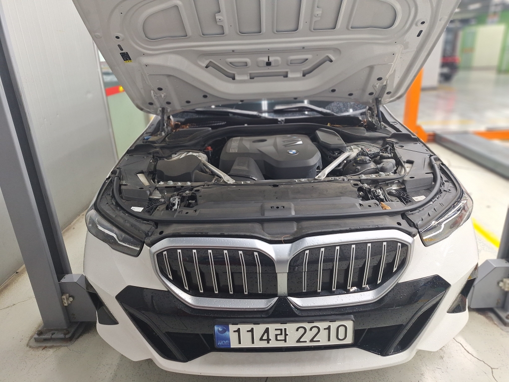 BMW 5-Series 2024 — inspection photo 1
