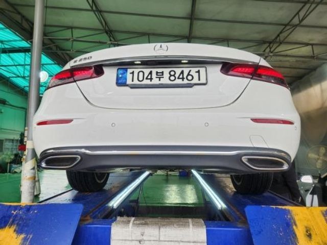 Mercedes-Benz E-Class 2022 — inspection photo 2