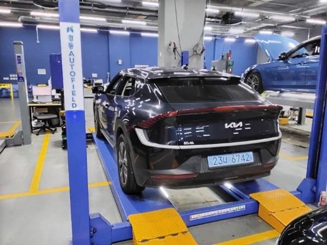 Kia EV6 2023 — inspection photo 2