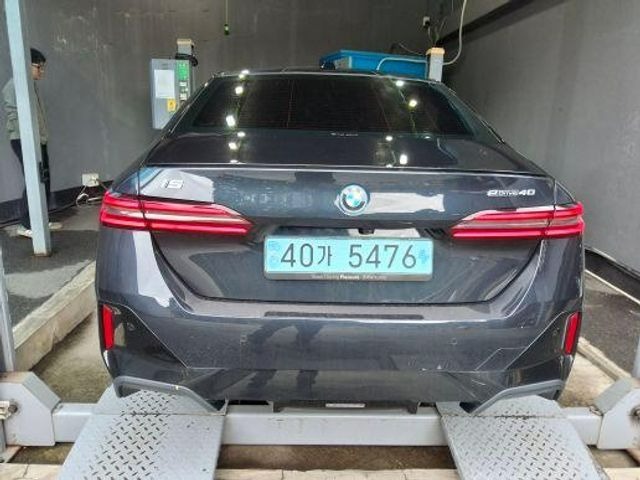 BMW i5 2024 — inspection photo 2