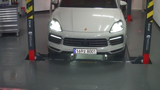 Porsche Cayenne 2022 — inspection photo 1