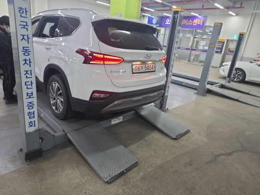 Hyundai Santafe 2019 — inspection photo 2