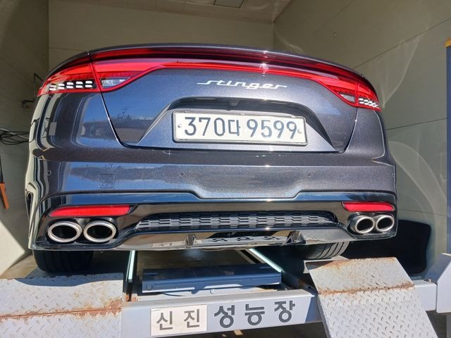 Kia Stinger 2023 — inspection photo 2