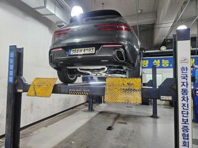 Genesis GV70 2024 — inspection photo 2