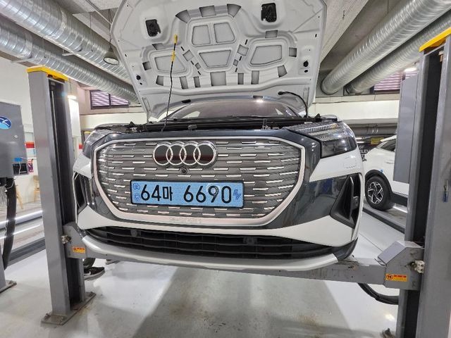 Audi Q4 e-tron 2022 — inspection photo 1