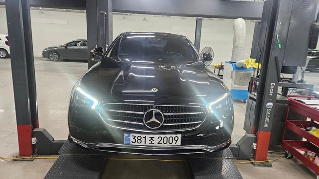 Mercedes-Benz E-Class 2023 — inspection photo 1