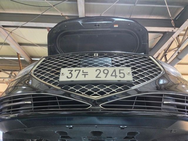 Genesis G90 2019 — inspection photo 1