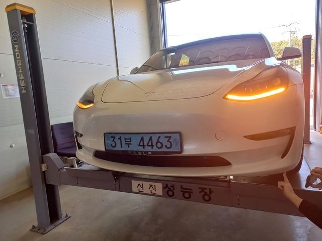 Tesla Model 3 2022 — inspection photo 1
