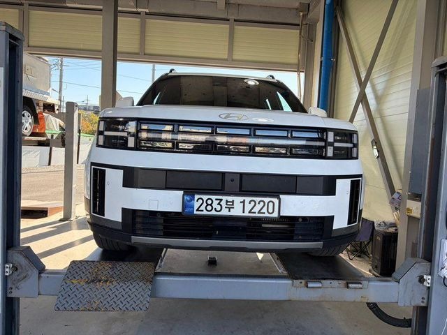 Hyundai Santafe 2025 — inspection photo 1