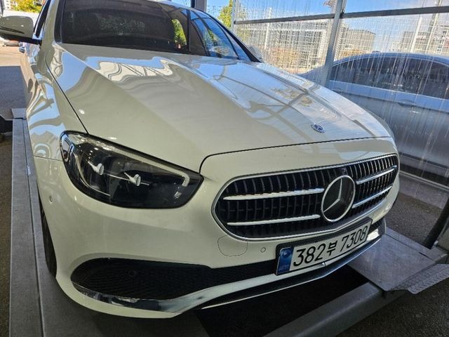 Mercedes-Benz E-Class 2022 — inspection photo 1