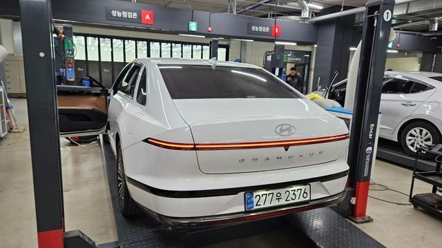 Hyundai Grandeur 2023 — inspection photo 2