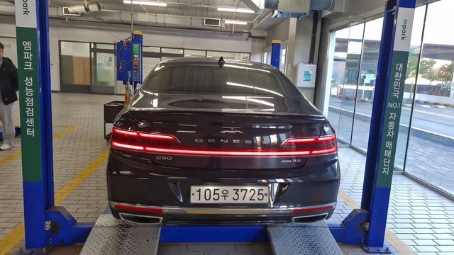 Genesis G90 2019 — inspection photo 2