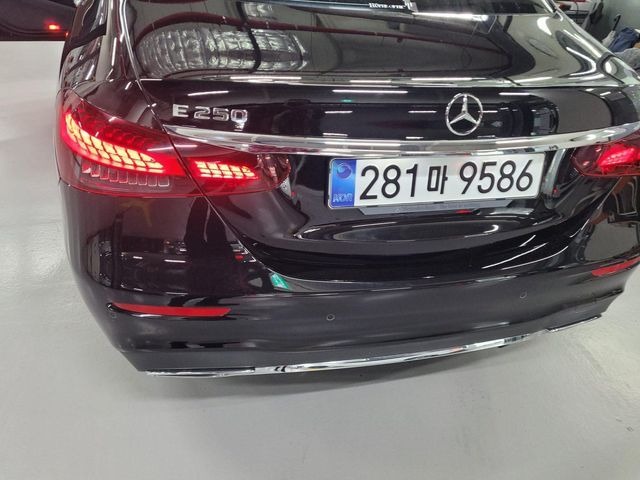 Mercedes-Benz E-Class 2023 — inspection photo 2