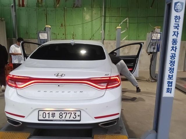 Hyundai Grandeur 2018 — inspection photo 2