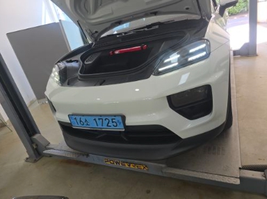 Porsche Macan 2025 — inspection photo 1