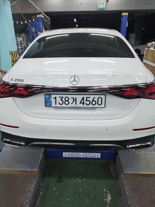 Mercedes-Benz E-Class 2026 — inspection photo 2