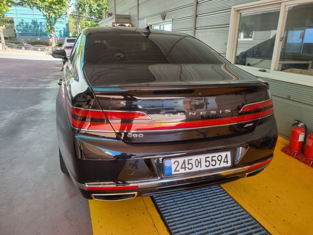 Genesis G90 2021 — inspection photo 2