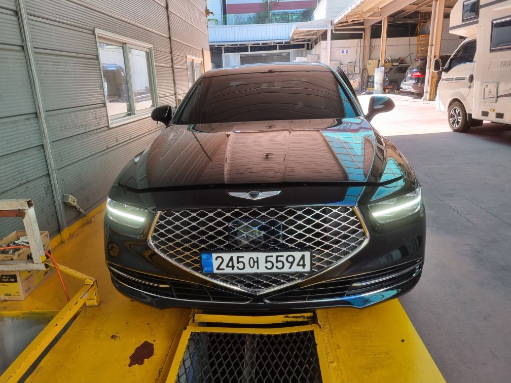 Genesis G90 2021 — inspection photo 1