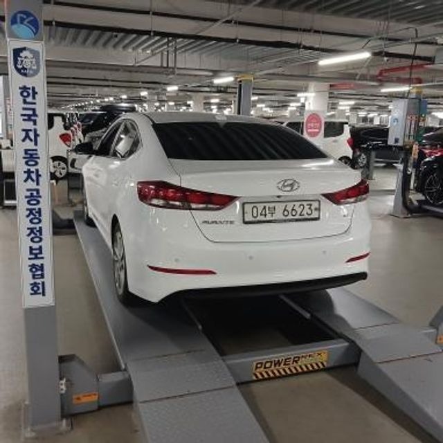 Hyundai AVANTE 2018 — inspection photo 2