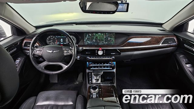 Genesis EQ900 — interior