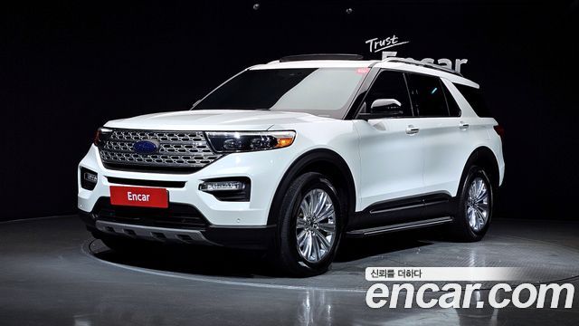 Ford Explorer — exterior