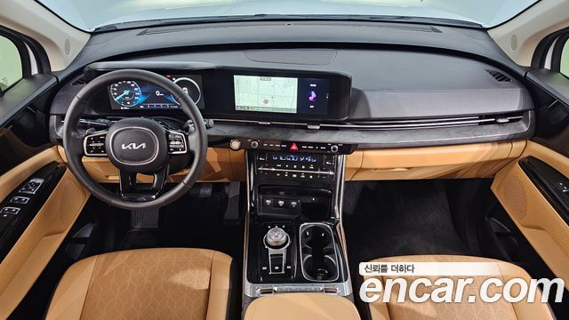 Kia Carnival — interior