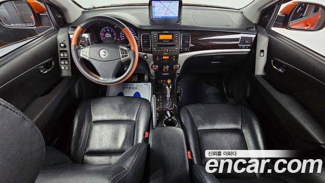 KG Mobility Korando — interior