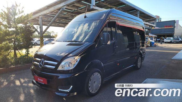 Mercedes-Benz Sprinter — exterior