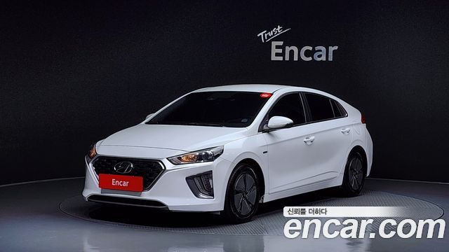 Hyundai Ioniq — exterior