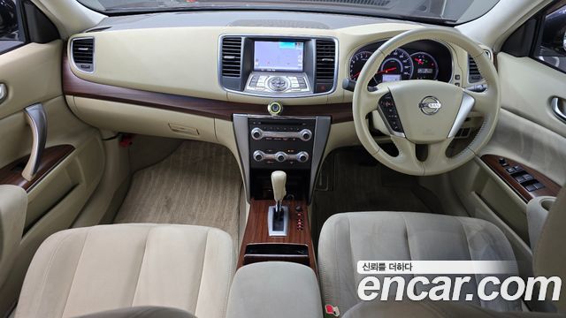 Nissan Teana — interior