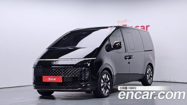 Hyundai Staria
