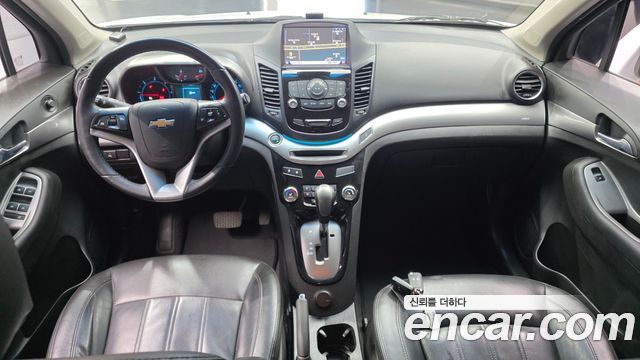 Chevrolet Korea Orlando — interior
